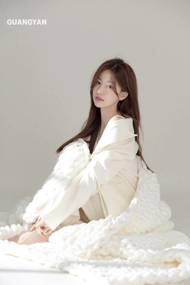 全屏美女壁纸最新一集